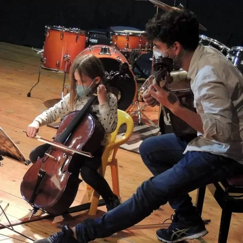 escuela de música clases de guitarra en Tarragona